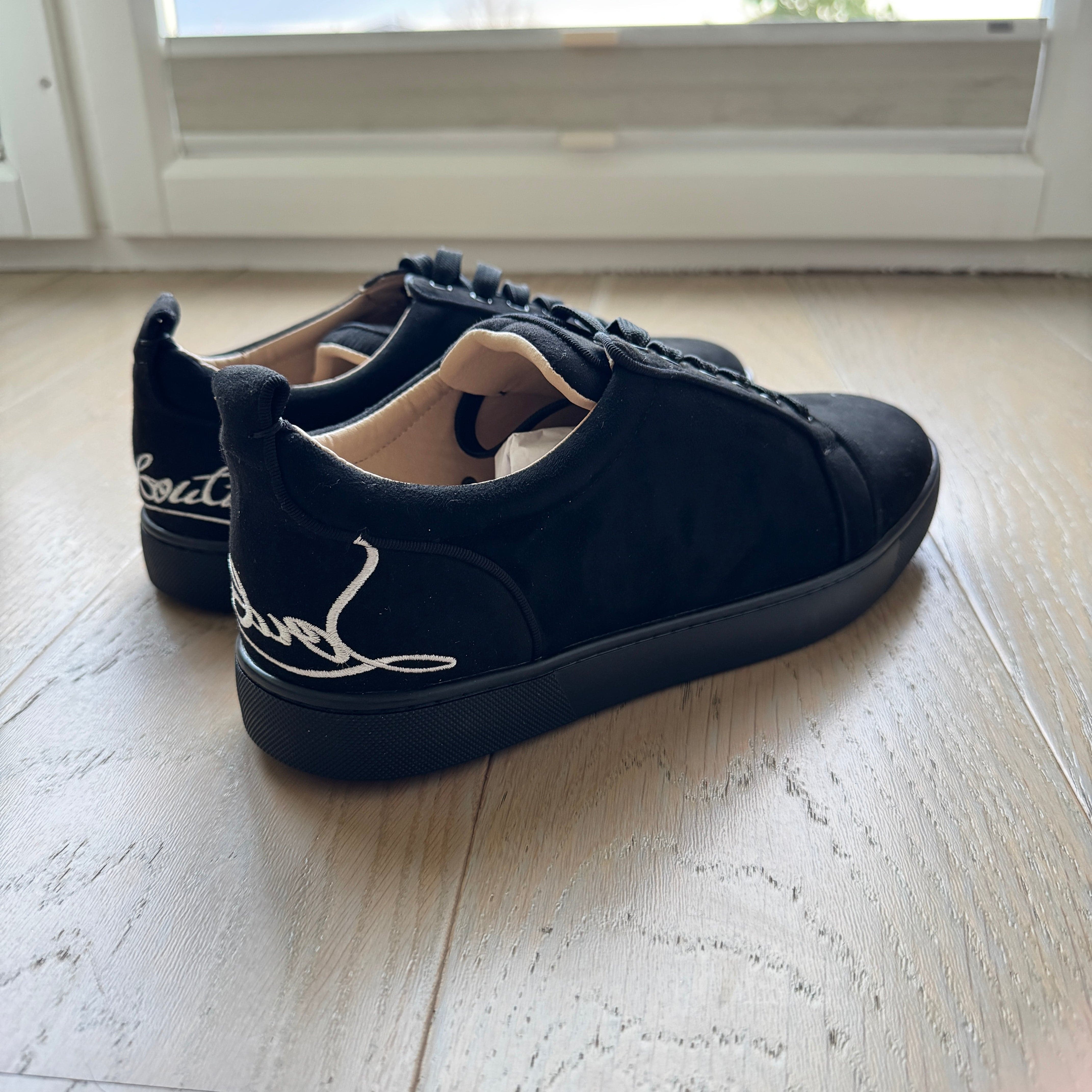 Image of Christian LouBoutin - Eestileiud