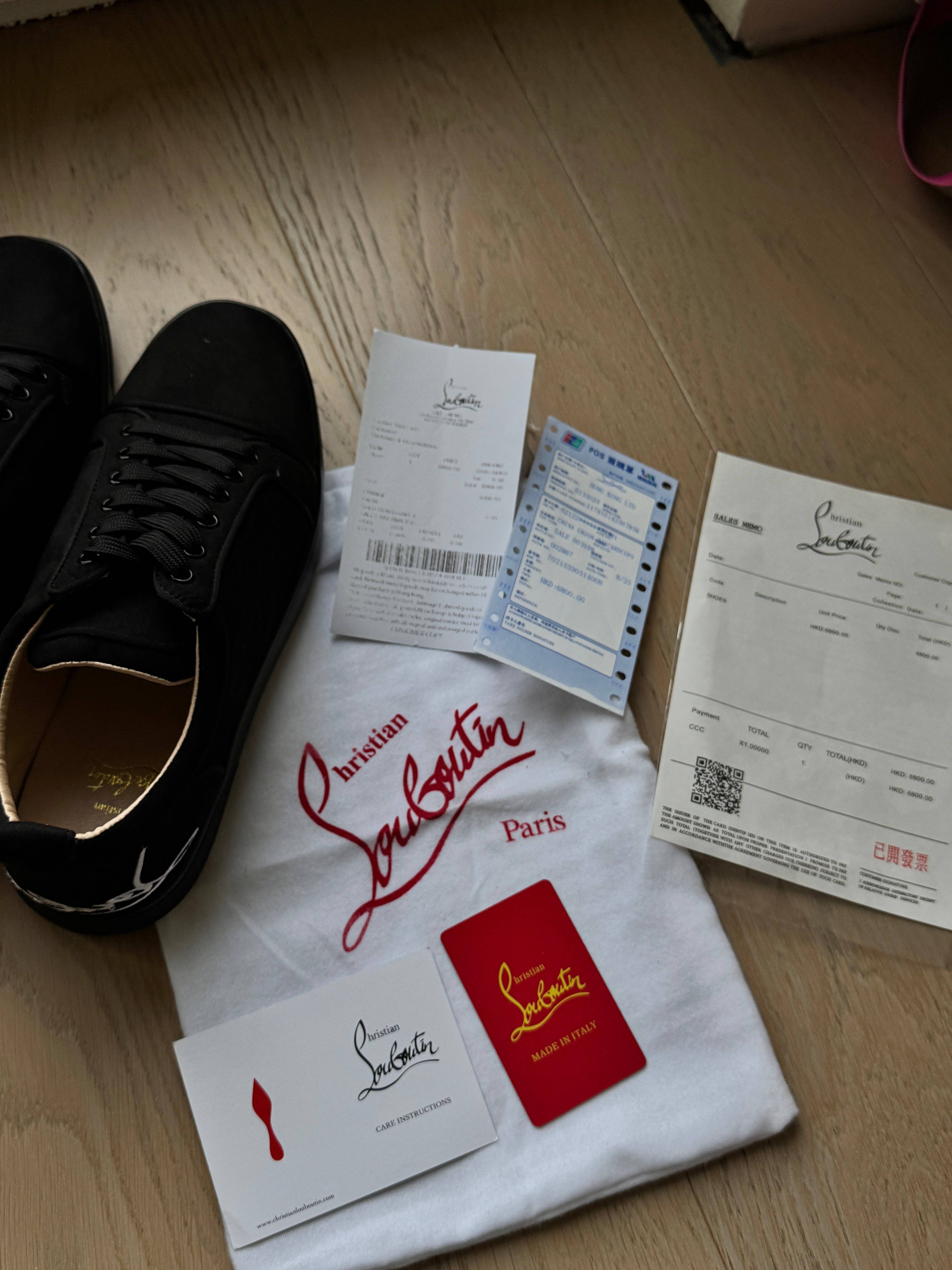 Image of Christian LouBoutin - Eestileiud