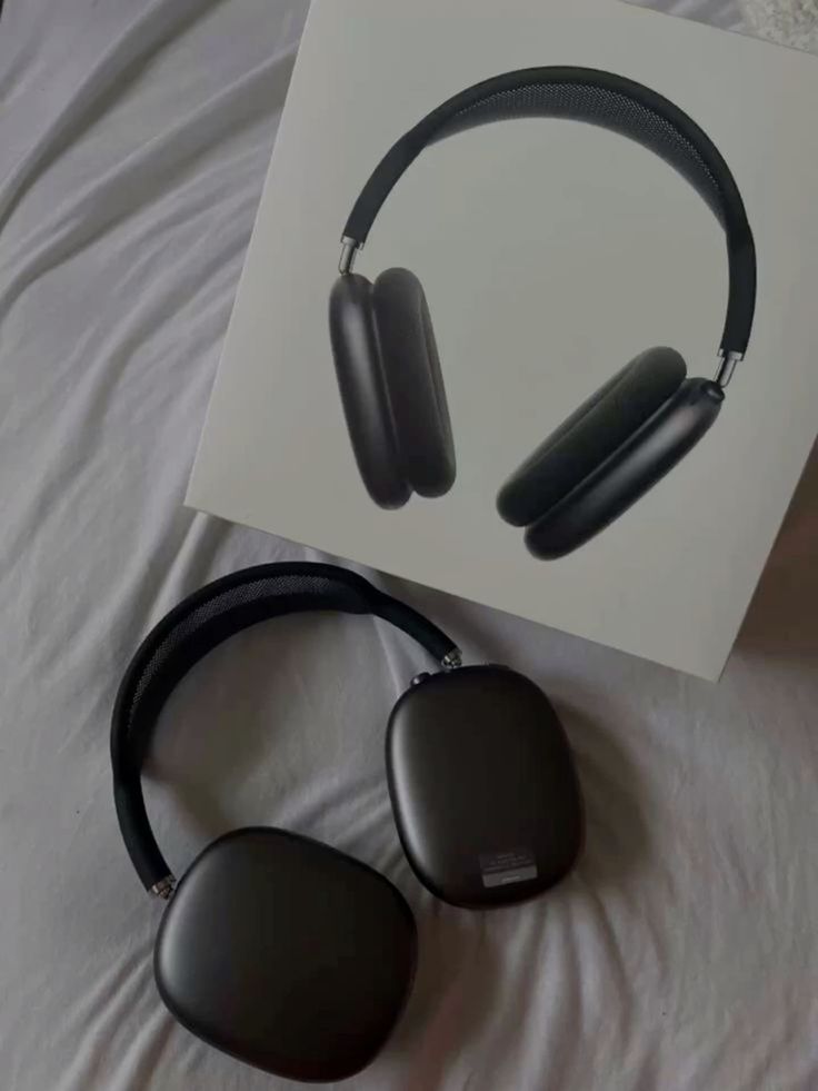 Airpods Max - Eestileiud