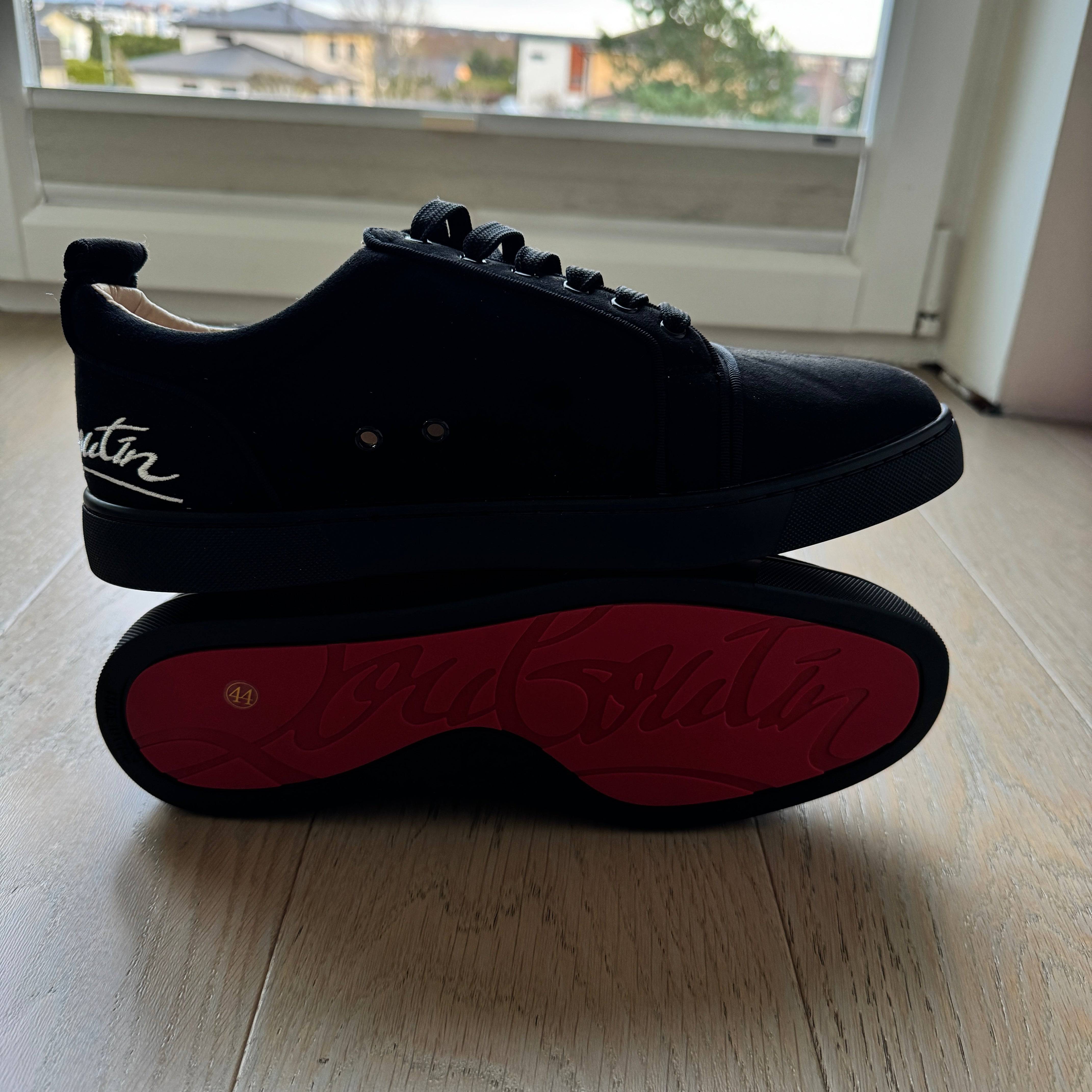 Image of Christian LouBoutin - Eestileiud