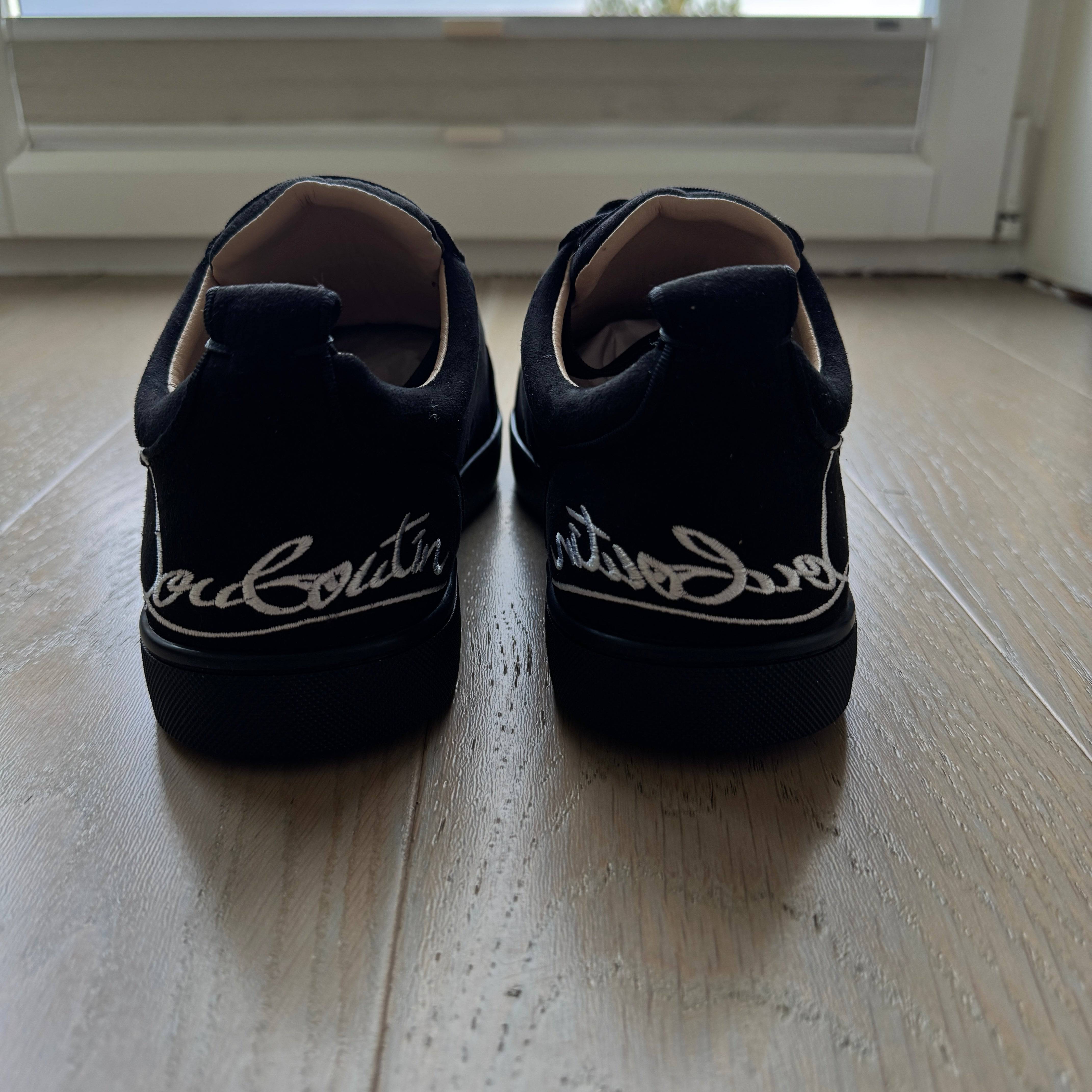 Image of Christian LouBoutin - Eestileiud