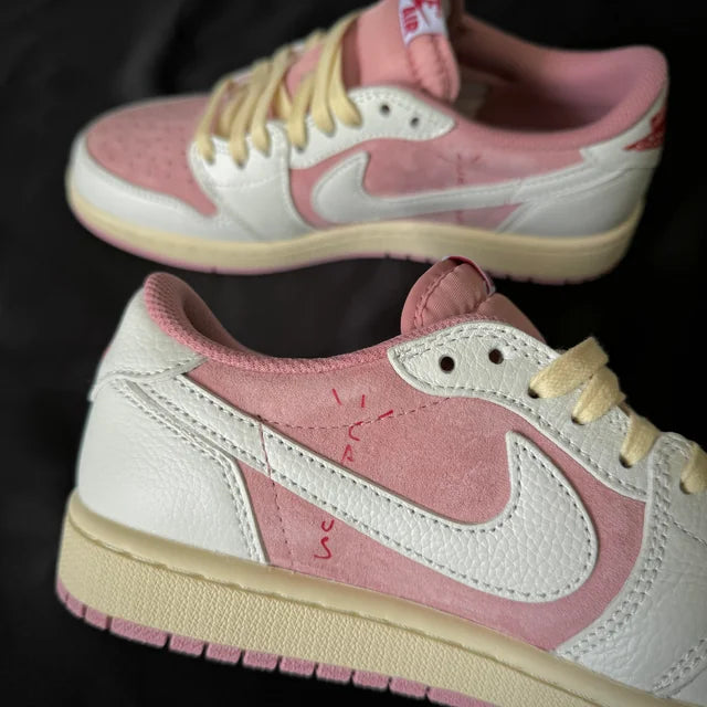 Image of Travis Scott “shy pink” - EestiLeiud