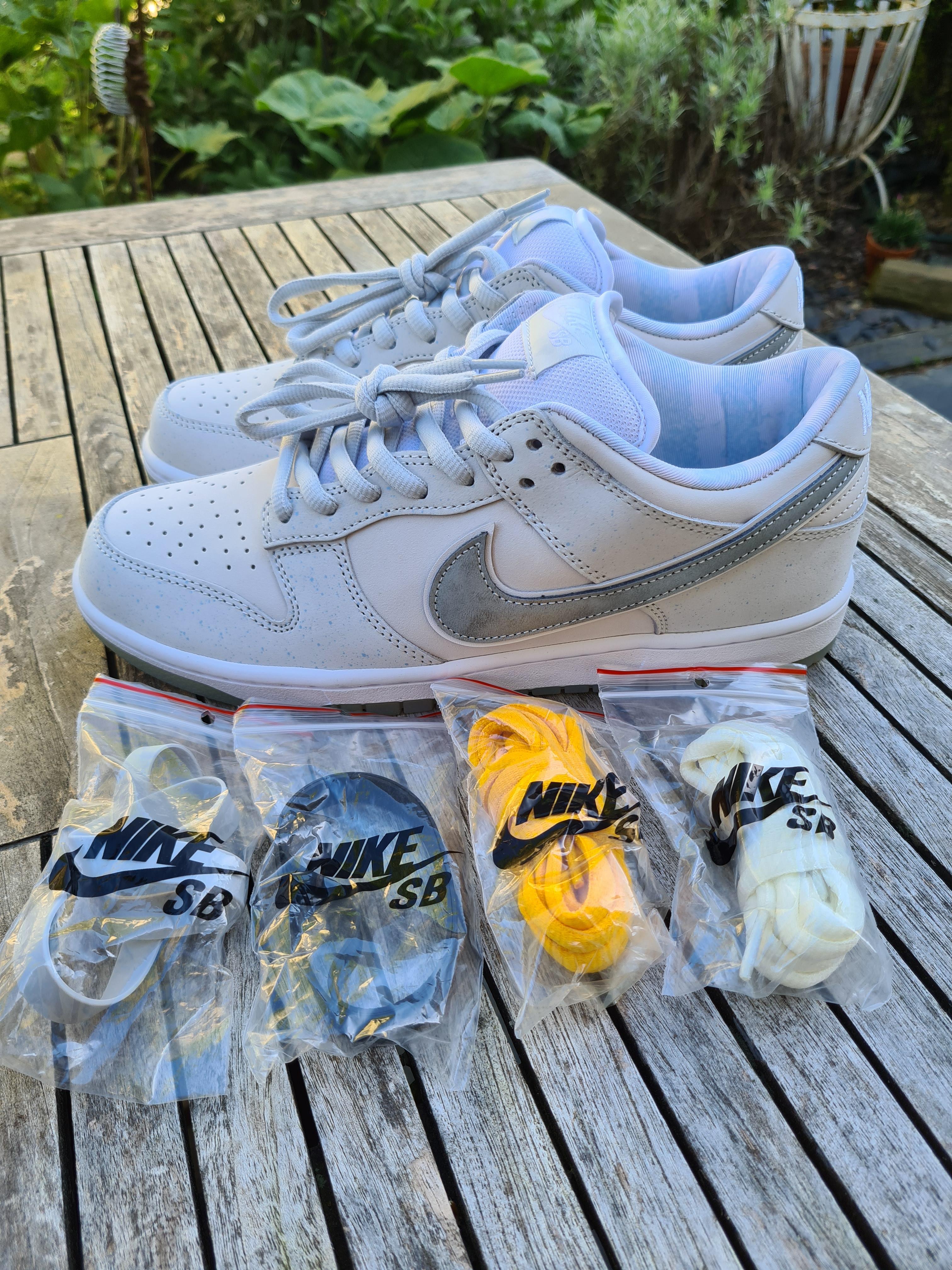 Image of White Lobster dunk - EestiLeiud