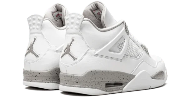 Air Jordan 4 Retro White Oreo (2021)
